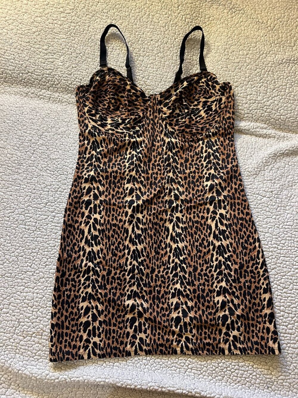 Body Slimmers, Nancy Ganz -- y2k cheetah print mini slip dress
